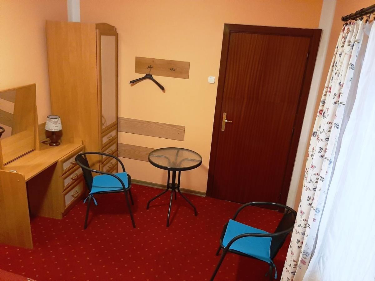 Хостелы Red Carpet Hostel Краков-17